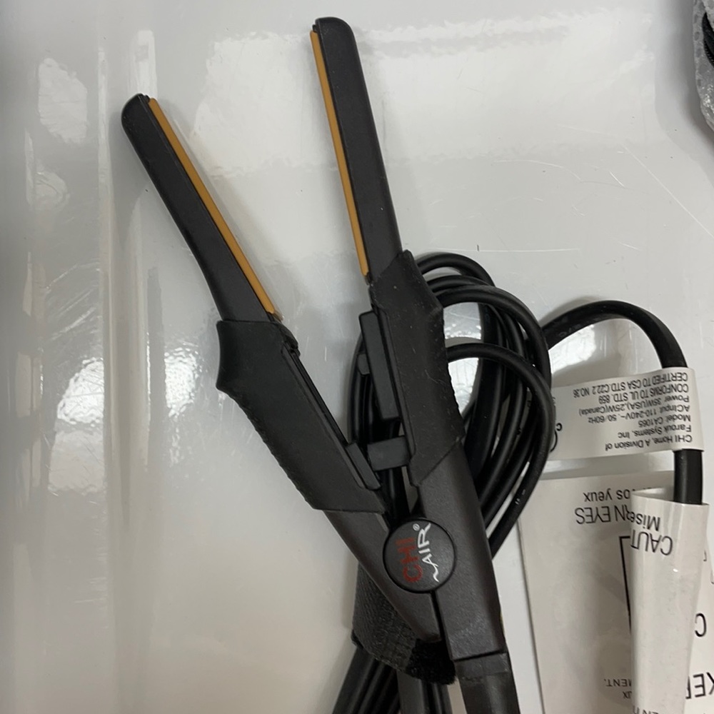 Mini chi air straightener